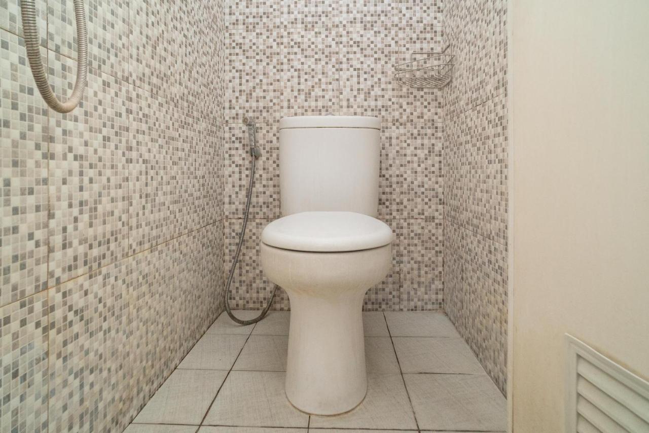 Urbanview Hotel Fiffa Kauman マラン エクステリア 写真